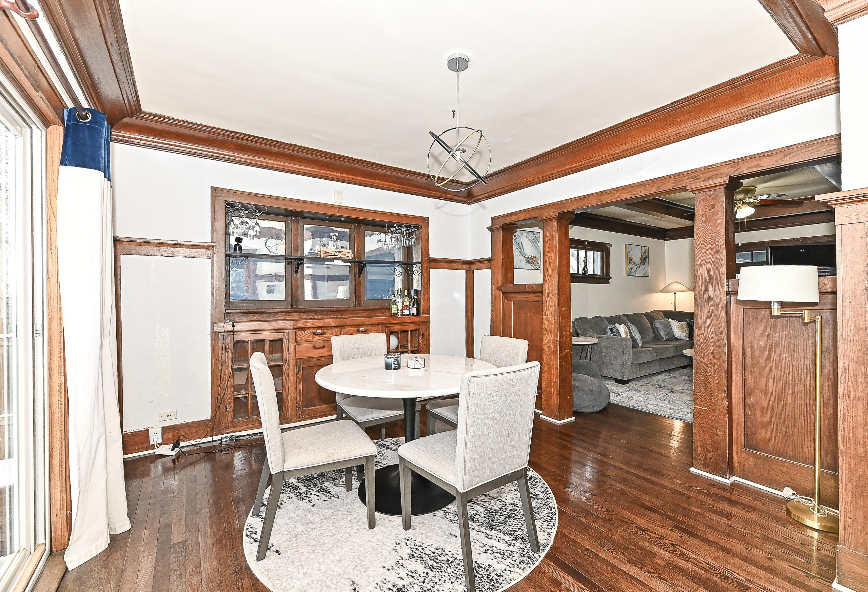 2031 Slauson Avenue Racine, WI 53403 - Photo 13 of 38 Great flow between rooms