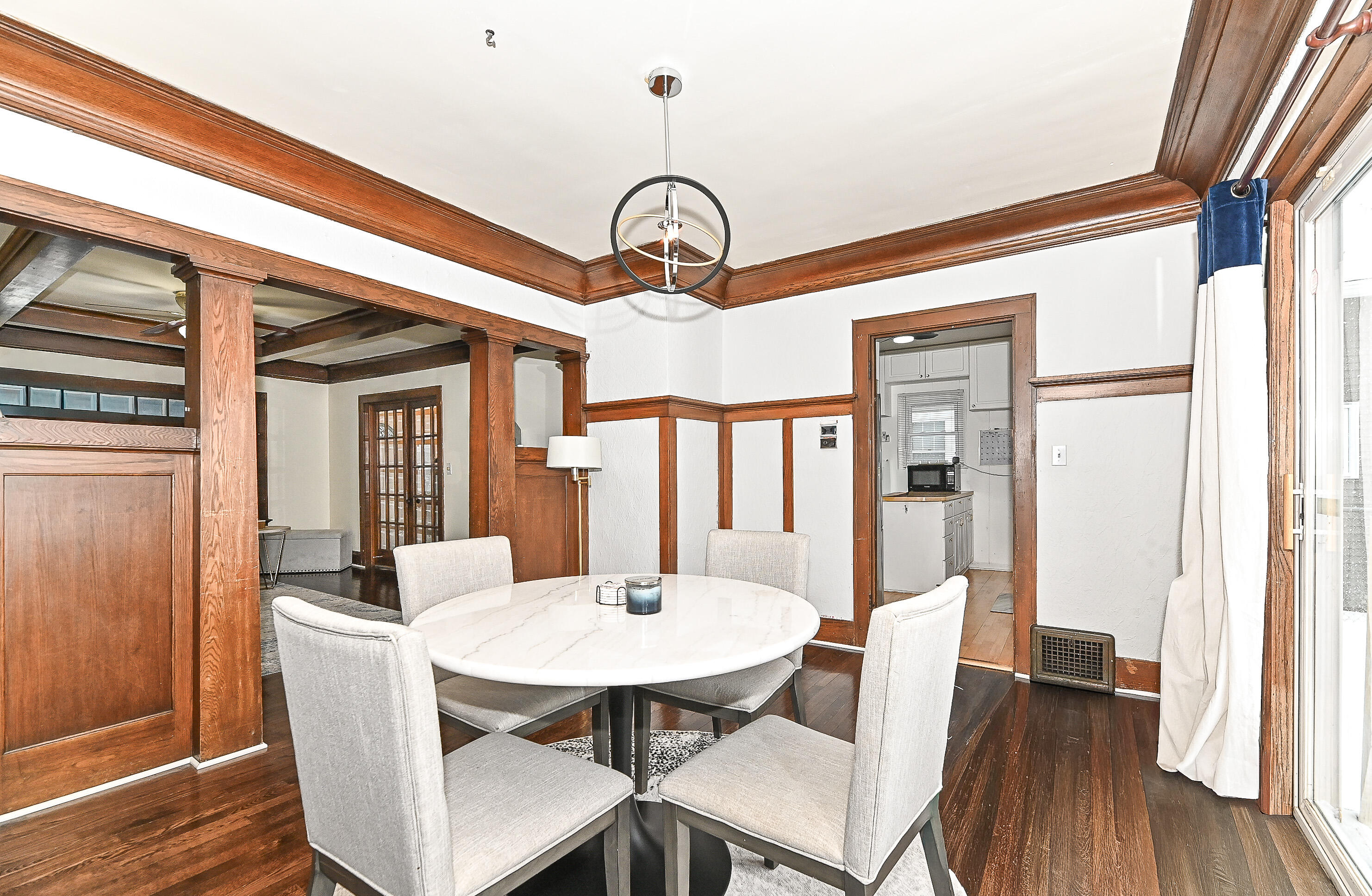 2031 Slauson Avenue Racine, WI 53403 - Photo 16 of 38 Dining room