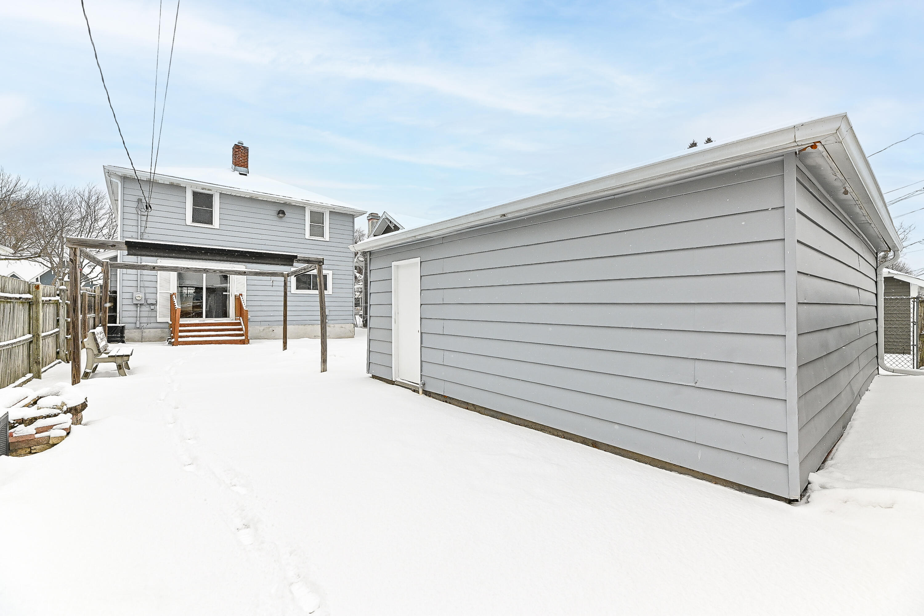 2031 Slauson Avenue Racine, WI 53403 - Photo 36 of 38 Backyard