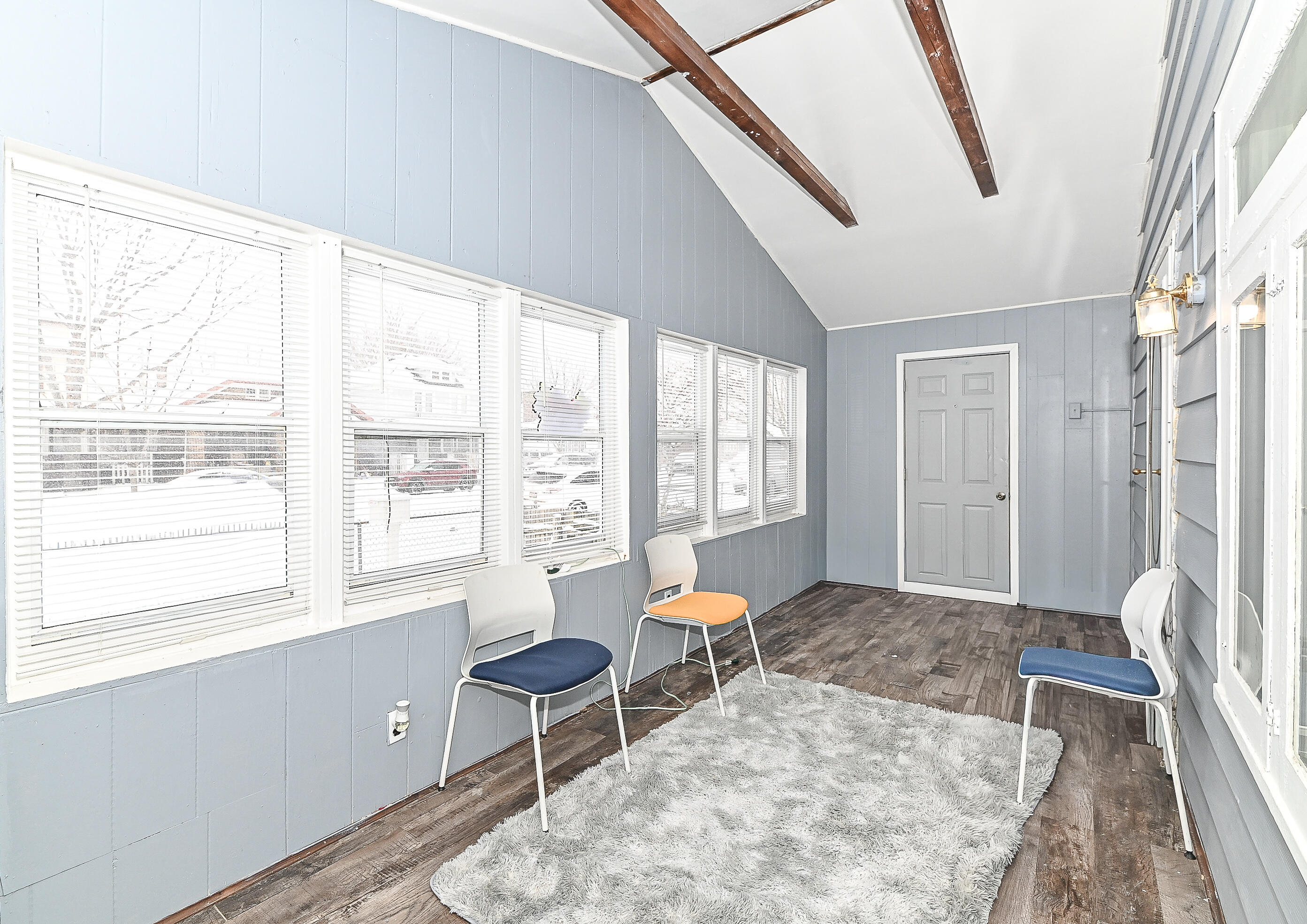 2031 Slauson Avenue Racine, WI 53403 - Photo 4 of 38 Functional second living space