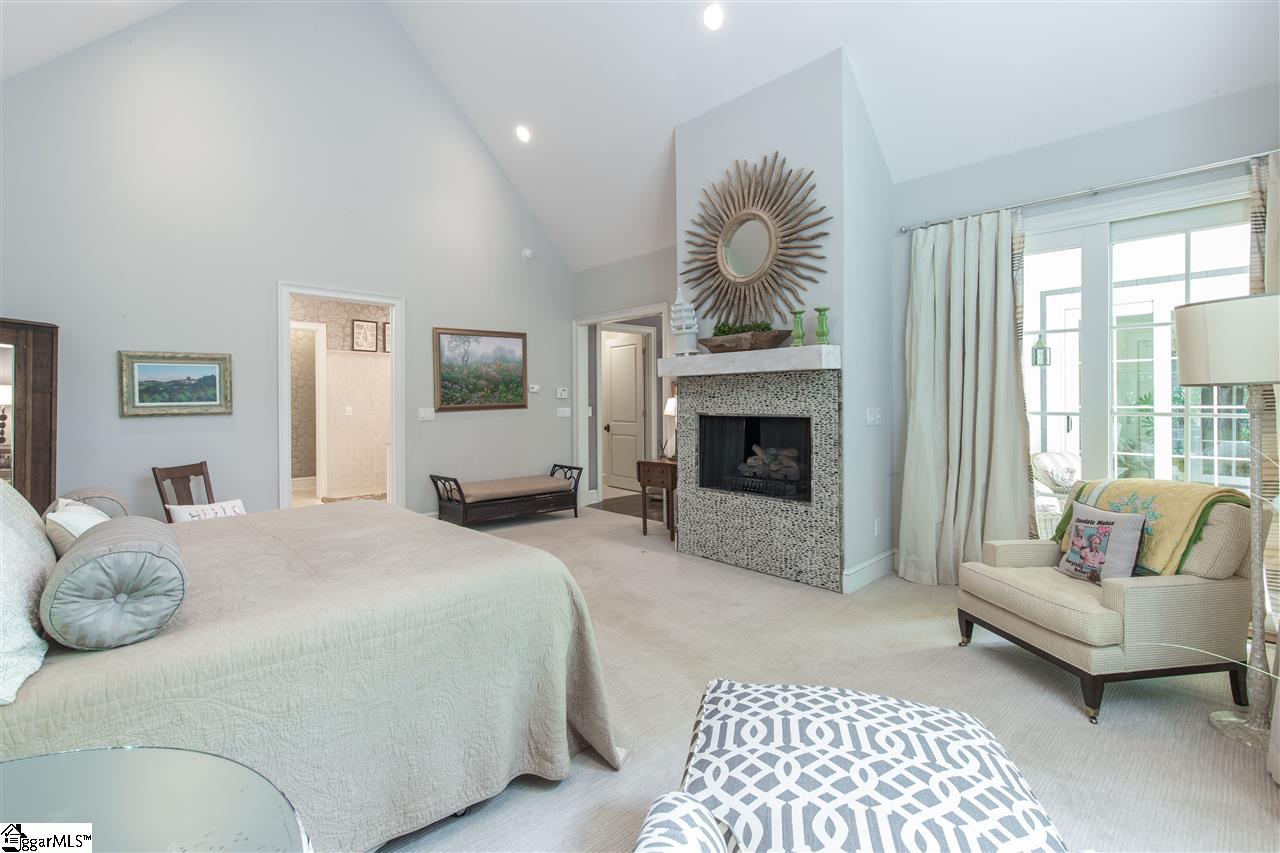 106 Rockingham Road Greenville, SC 29607 - Photo 13 of 36 Gallery Image 13