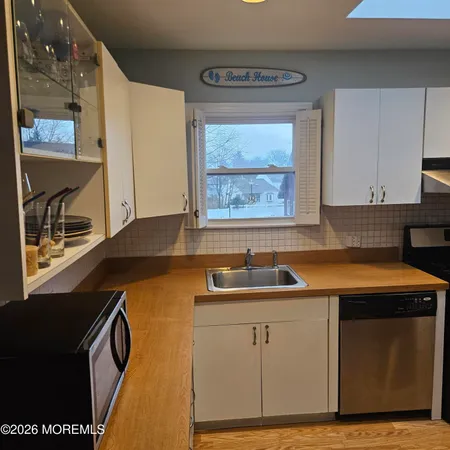 $424,900 | 25 Monmouth Road, Unit 2, Oceanport, NJ 07757