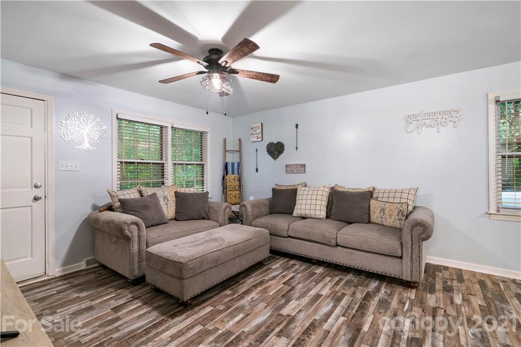 5916 Senconee Road Matthews, NC 28104 - Photo 7 of 19 Gallery Image 7