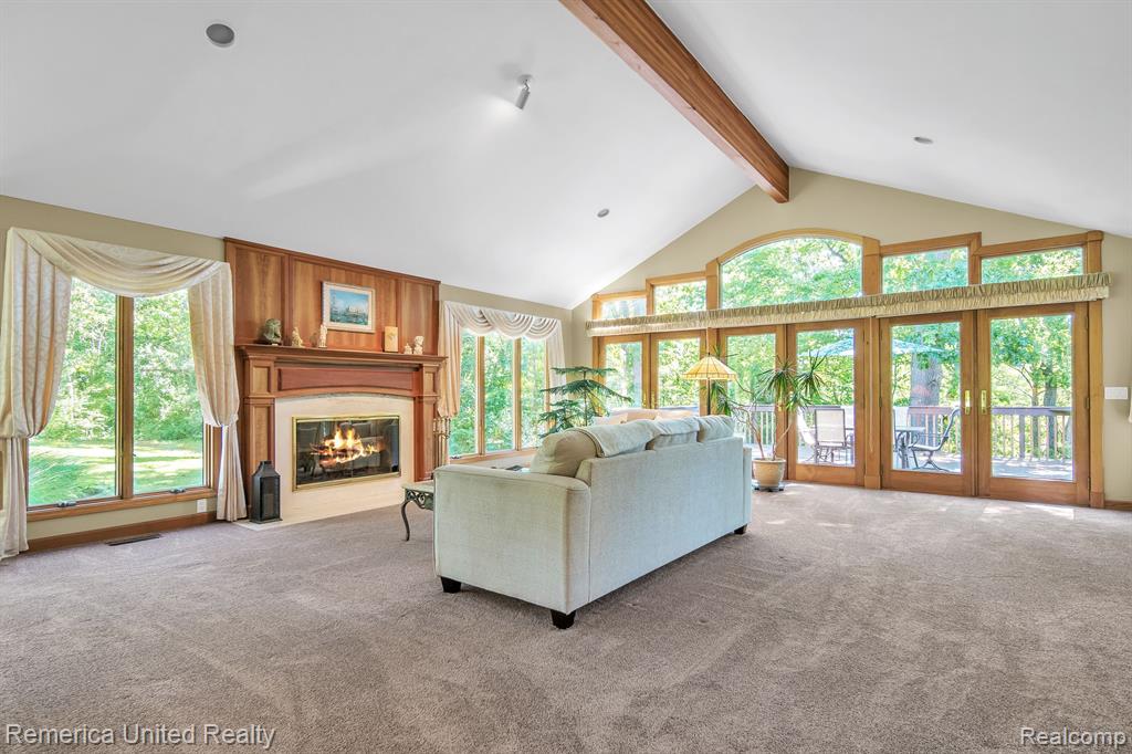 10250 McCabe Road Brighton, MI 48116 - Photo 8 of 52 Gallery Image 8