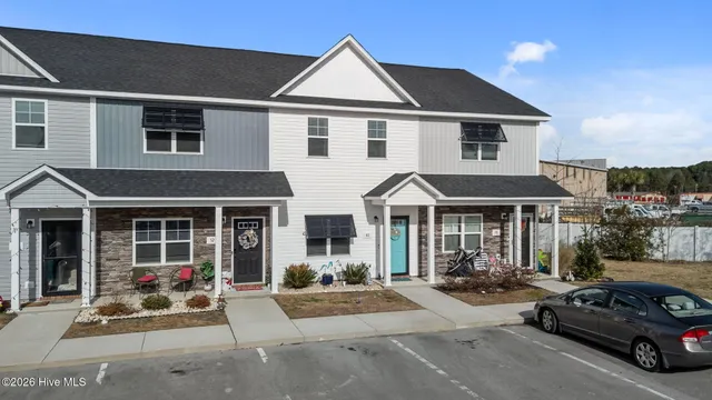 $258,500 | 30 Outrigger Drive, Swansboro, NC 28584