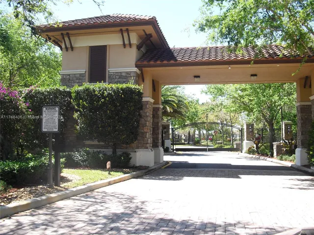 a view of a building entrance