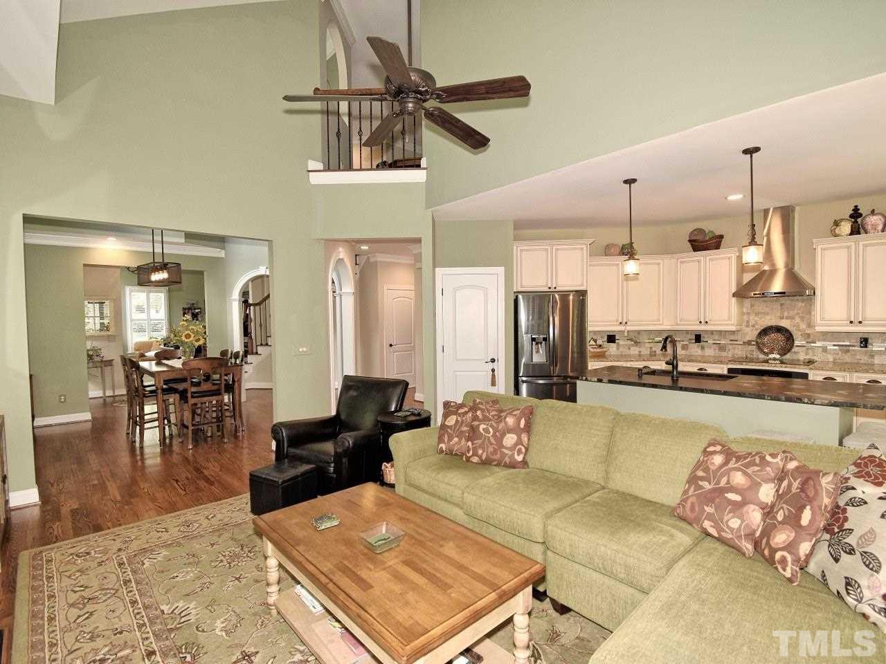 8102 Lloyd Allyns Way Raleigh, NC 27615 - Photo 9 of 30 Gallery Image 9