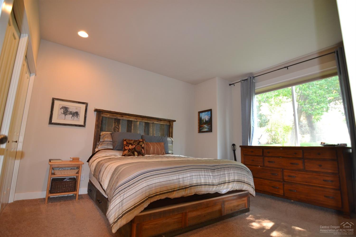 933 Southwest Crestview Road Prineville, OR 97754 - Photo 13 of 24 Additional Photo