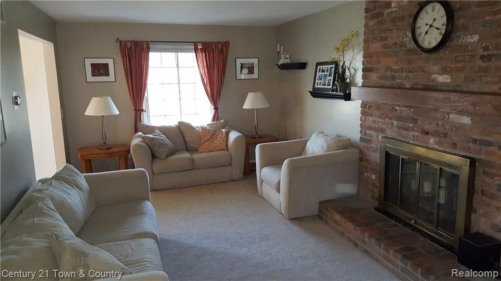 76 Foxboro Drive Rochester Hills, MI 48309 - Photo 7 of 24