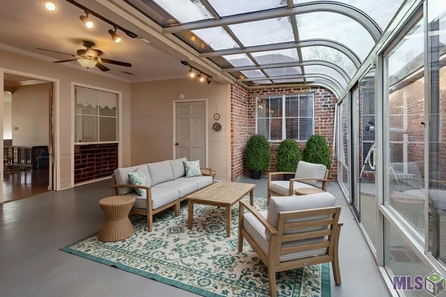 $378,000 | 1223 East Stanwick Place, Baton Rouge, LA 70810