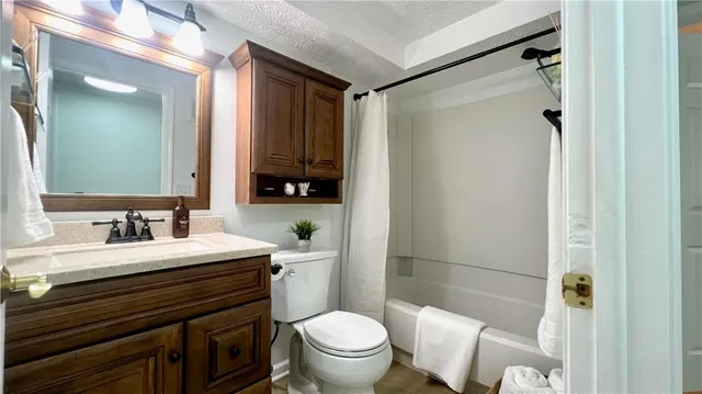 $1,650 | 955 Woodhollow Drive, Unit B, Cranberry Township, PA 16066