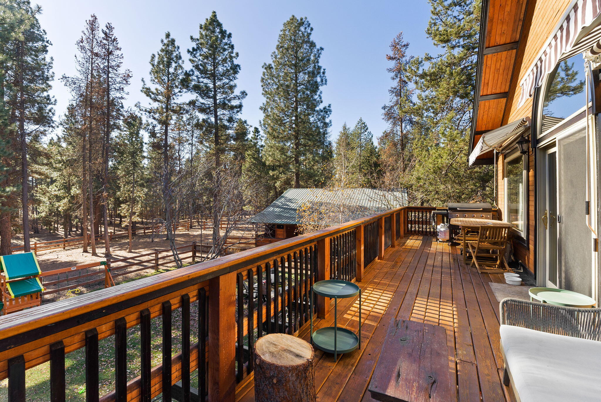 16815 Derringer Road Bend, OR 97707 - Photo 9 of 49 Upper Deck with Awning