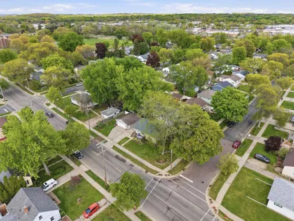 $399,900 | 713 Dempsey Road, Madison, WI 53714