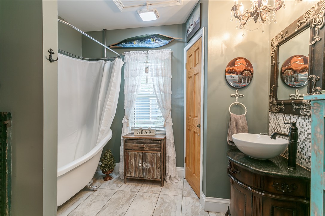 3183 Lake Road Williamson, NY 14589 - Photo 12 of 25