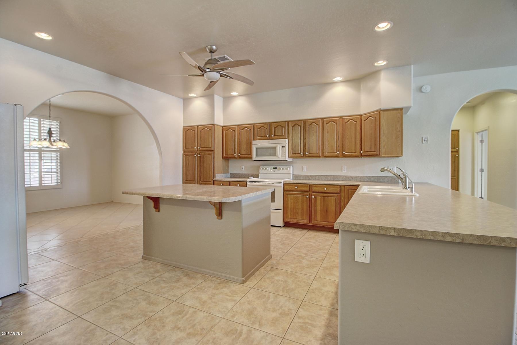 2730 West Canyon Road Phoenix, AZ 85086 - Photo 12 of 44 IMG_3826_27_28_29_30 (1800x1201)