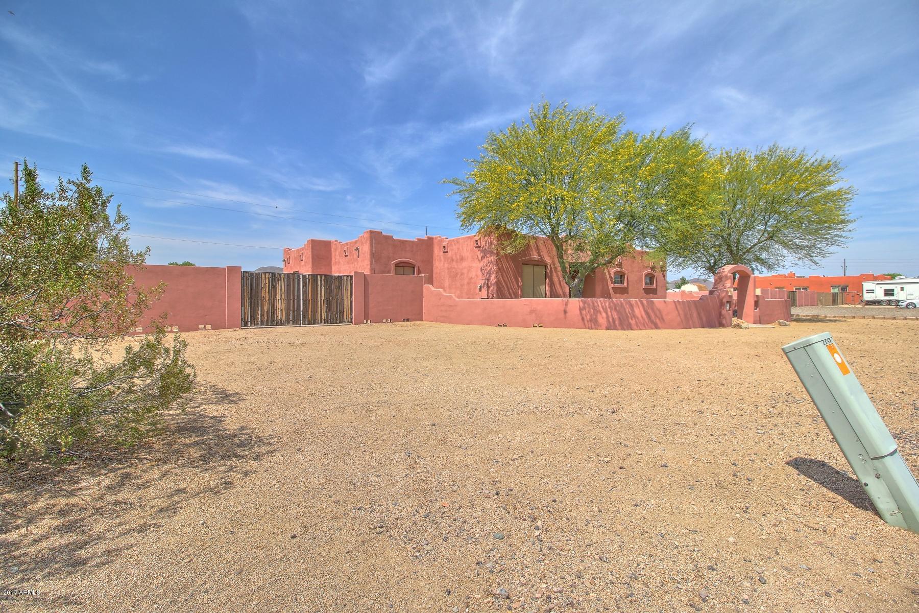 2730 West Canyon Road Phoenix, AZ 85086 - Photo 4 of 44 IMG_3711_2_3_4_5 (1800x1200)