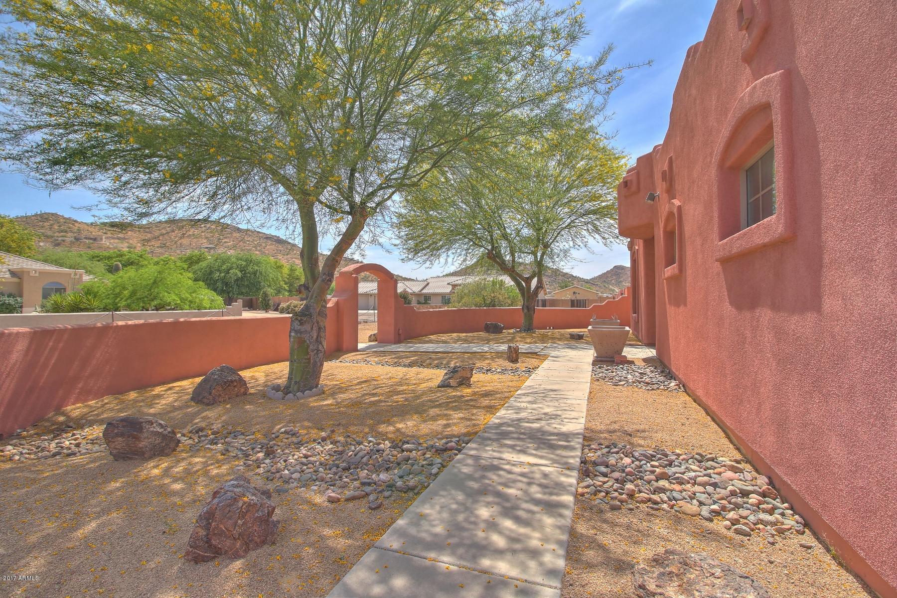 2730 West Canyon Road Phoenix, AZ 85086 - Photo 6 of 44 IMG_3771_2_3_4_5 (1800x1200)