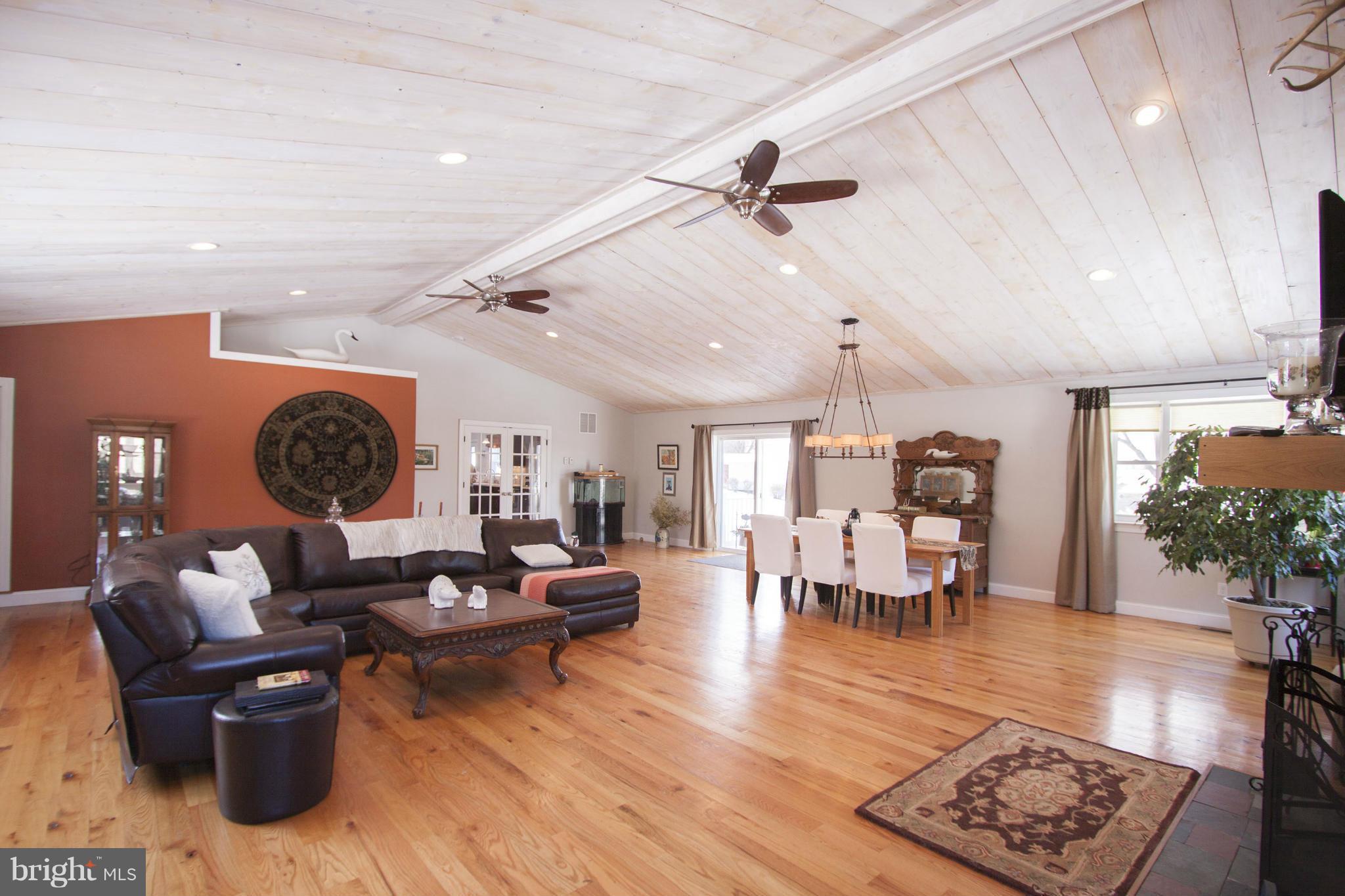 2113 Swartz Road Darlington, MD 21034 - Photo 4 of 27 Living Room