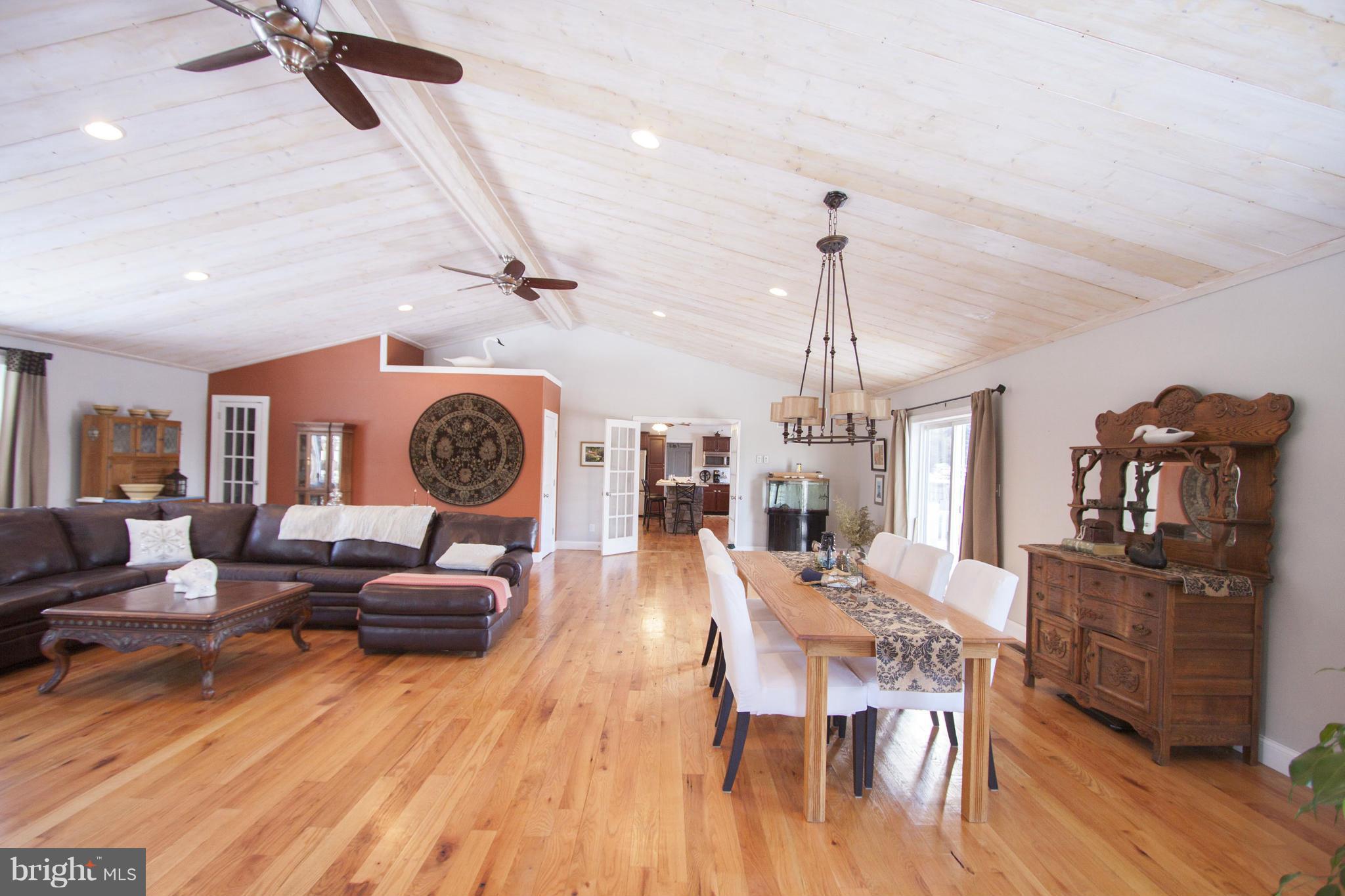 2113 Swartz Road Darlington, MD 21034 - Photo 5 of 27 Living Room