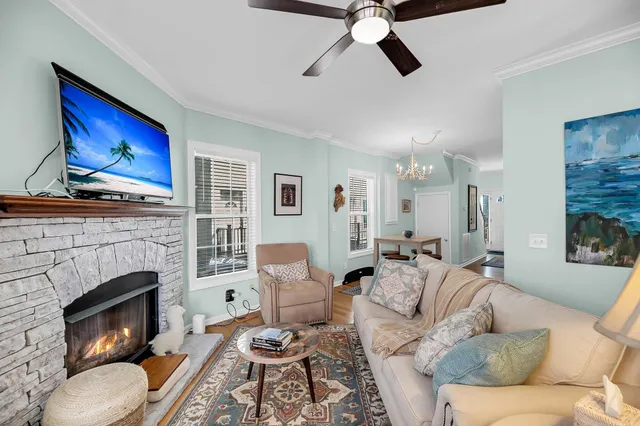 $3,000 | 118 Congress Street, Unit F, Charleston, SC 29403