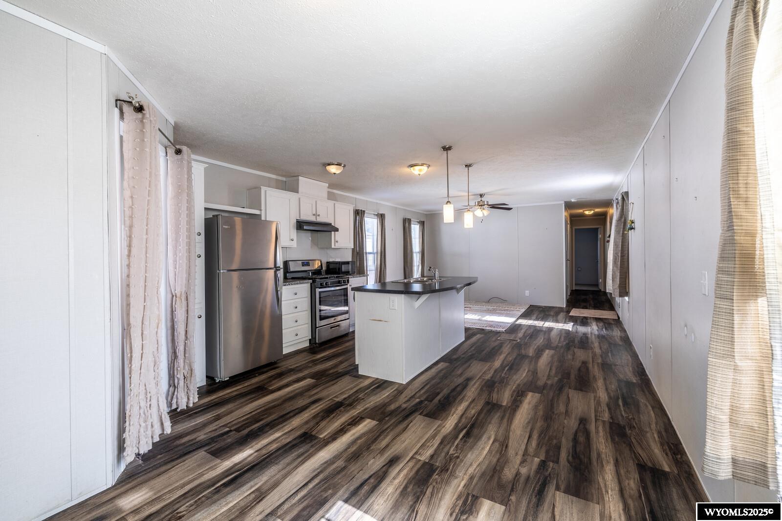 2760 South Robertson Road, Unit 99 Casper, WY 82604 - Photo 5 of 20