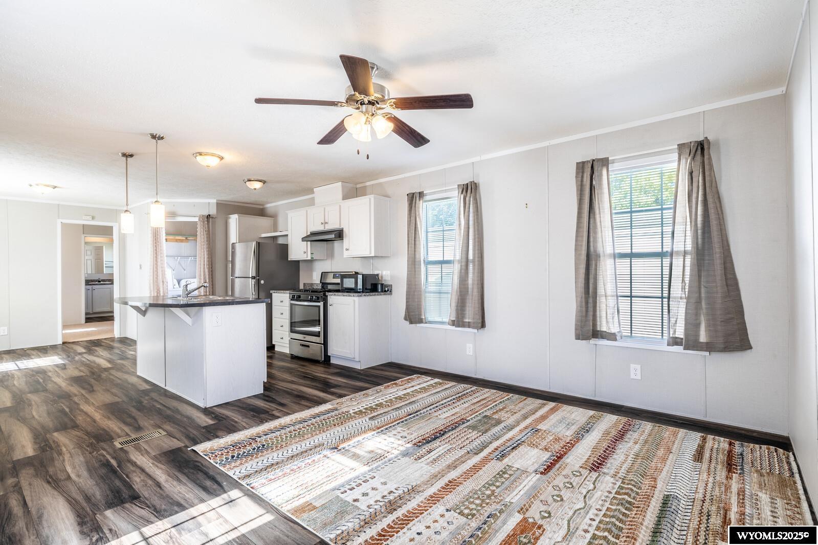 2760 South Robertson Road, Unit 99 Casper, WY 82604 - Photo 6 of 20