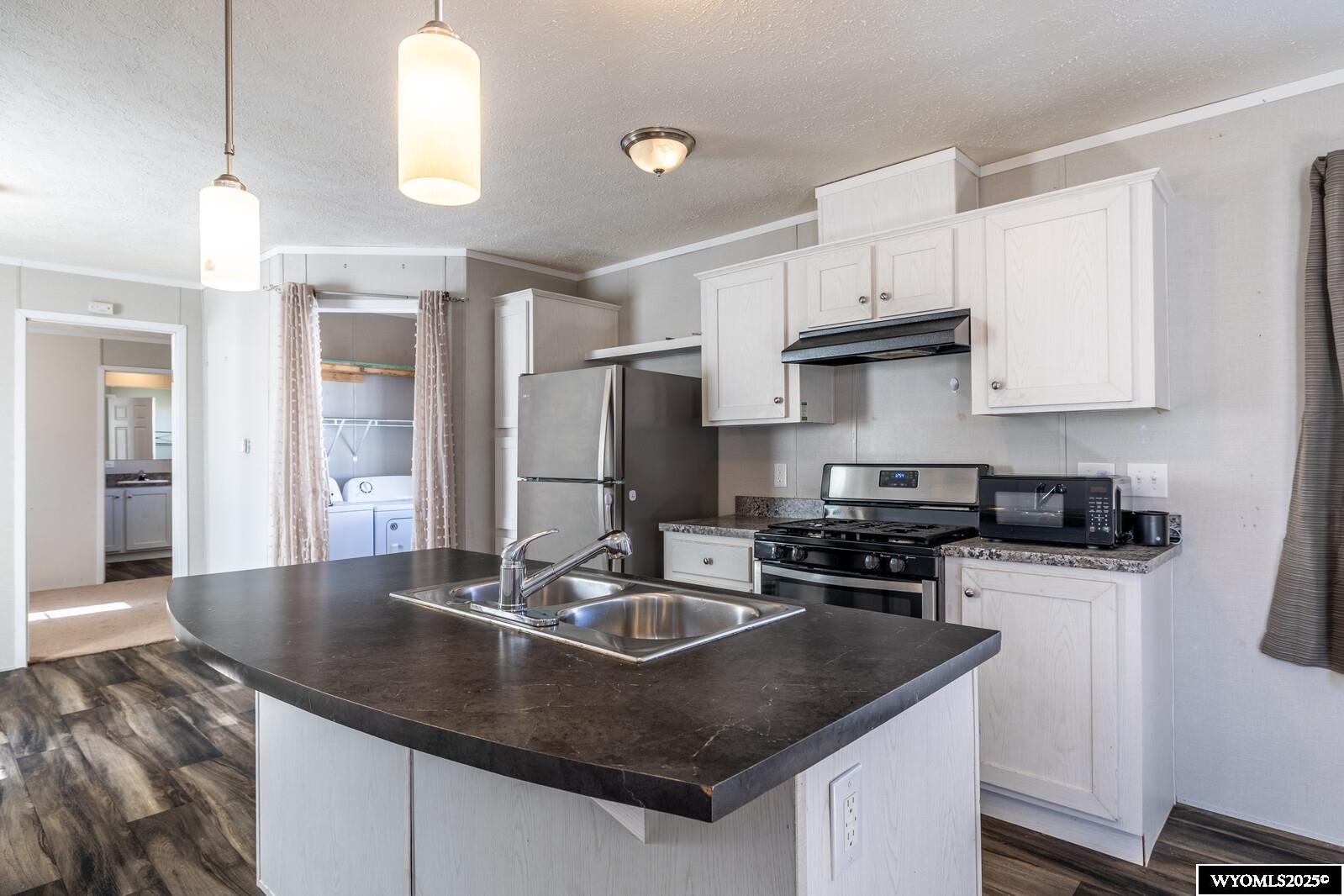 2760 South Robertson Road, Unit 99 Casper, WY 82604 - Photo 8 of 20