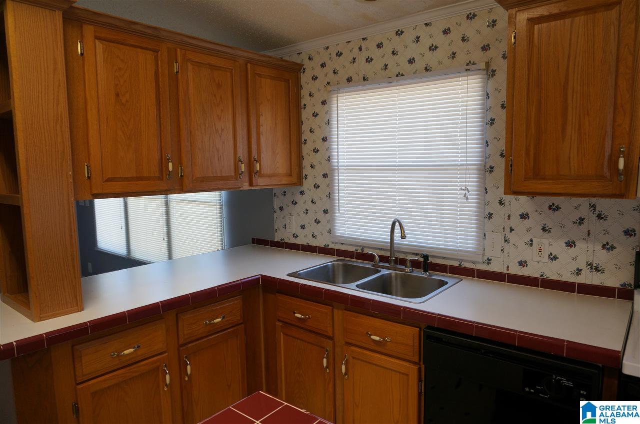 877 Armstrong Loop Hayden, AL 35079 - Photo 16 of 22 Gallery Image 16
