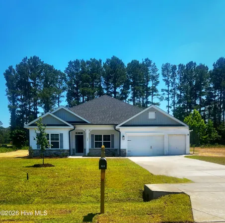 $356,250 | 322 Eastwood Drive, Wallace, NC 28466