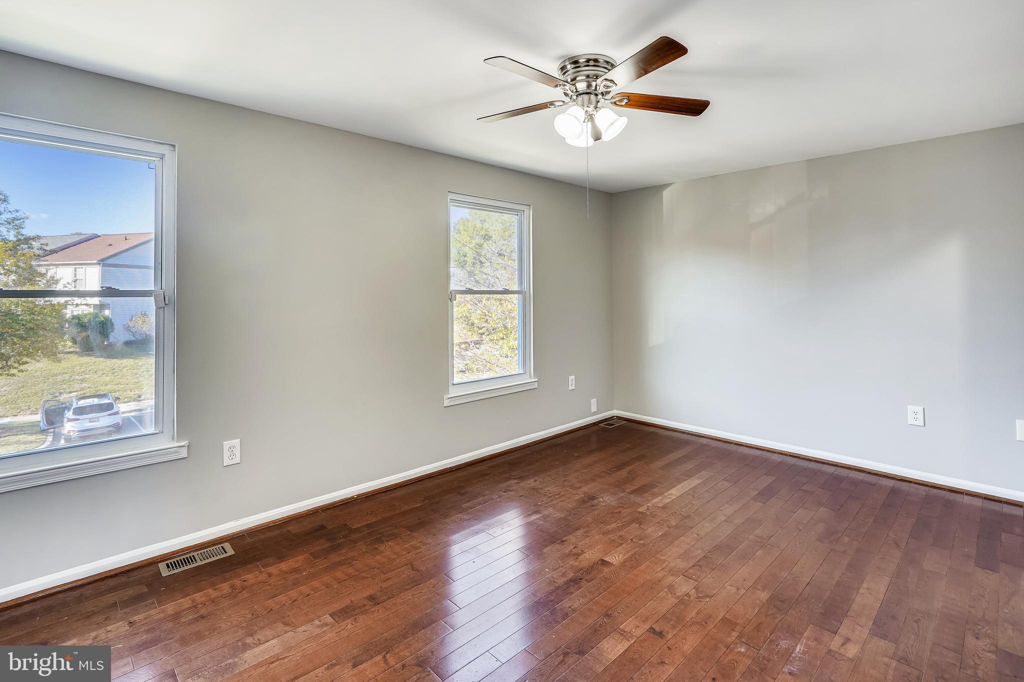 8151 Turn Loop Road Glen Burnie, MD 21061 - Photo 11 of 36