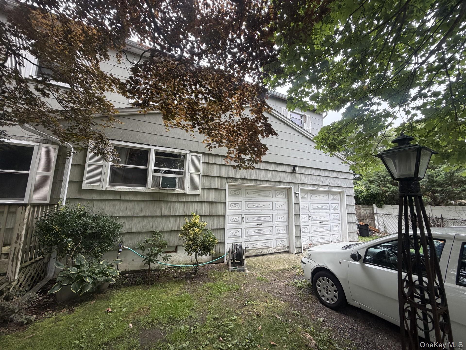 8 Windus Road Shirley, NY 11967 - Photo 3 of 6