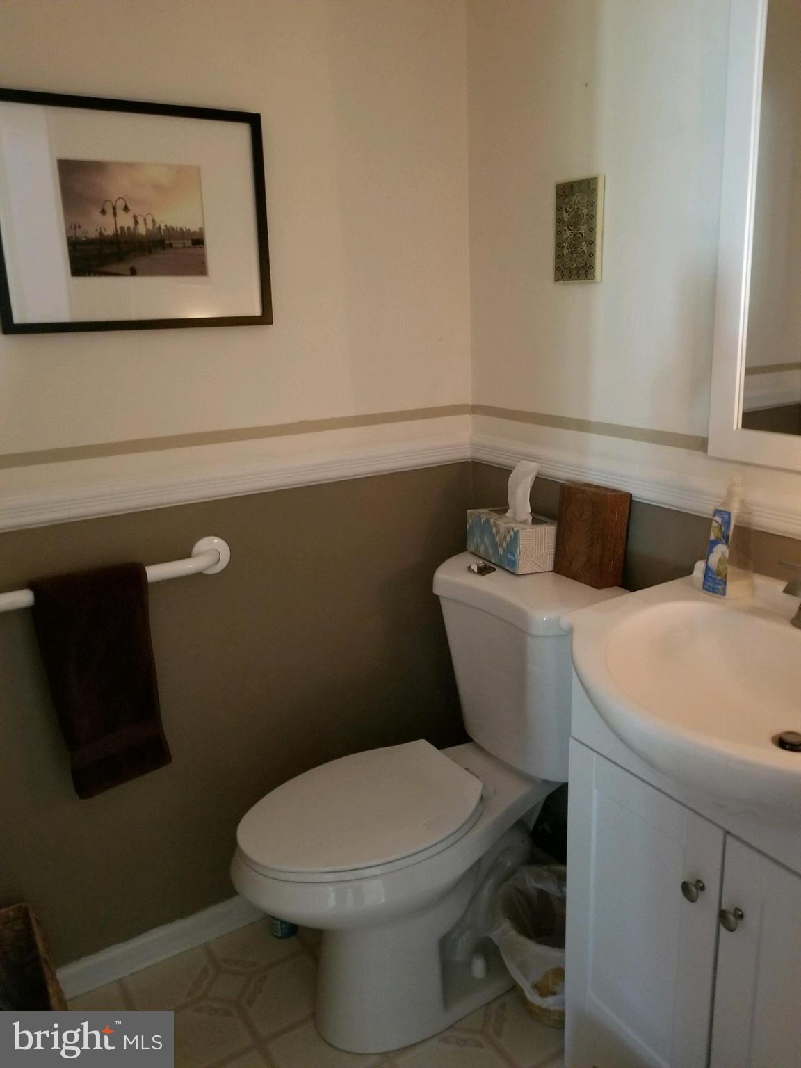 5504 Miles Court Springfield, VA 22151 - Photo 11 of 29 Updated Main Level Half Bath