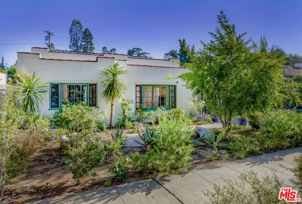$9,200 | 3472 Rowena Avenue, Los Angeles, CA 90027