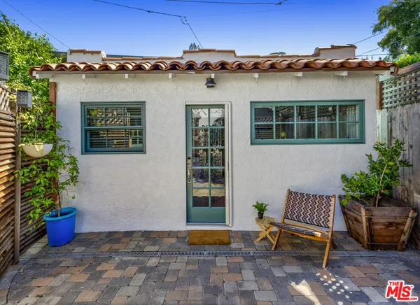 $9,200 | 3472 Rowena Avenue, Los Angeles, CA 90027