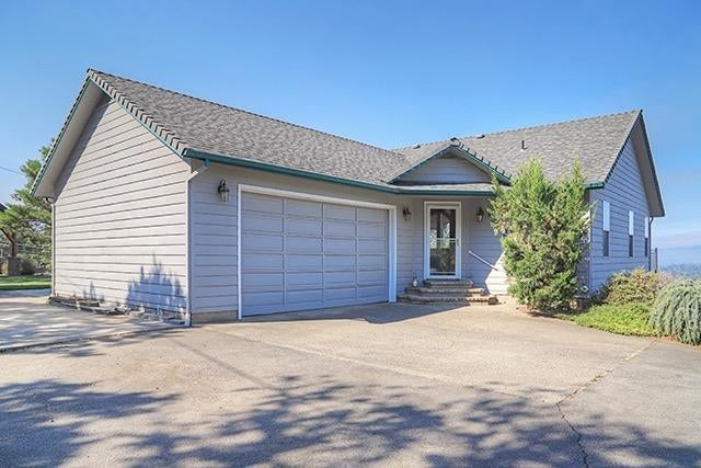 1305 Northeast Ridge Road Grants Pass, OR 97526 - Photo 3 of 32 Additional Photo