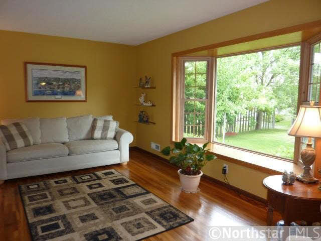 8200 Harkness Road Cottage Grove, MN 55016 - Photo 4 of 18 Gallery Image 4