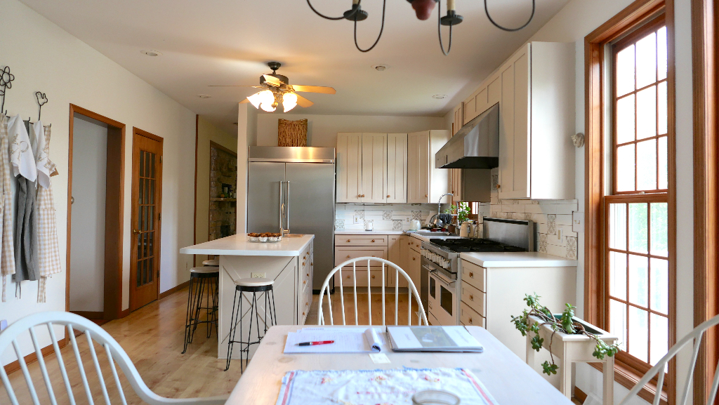 2346 West Longhollow Road Elizabeth, IL 61028 - Photo 12 of 44 a very nice looking kitchen with a large window