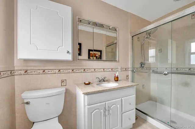 $1,700,000 | 1 Crystal Drive, Great Neck, NY 11021