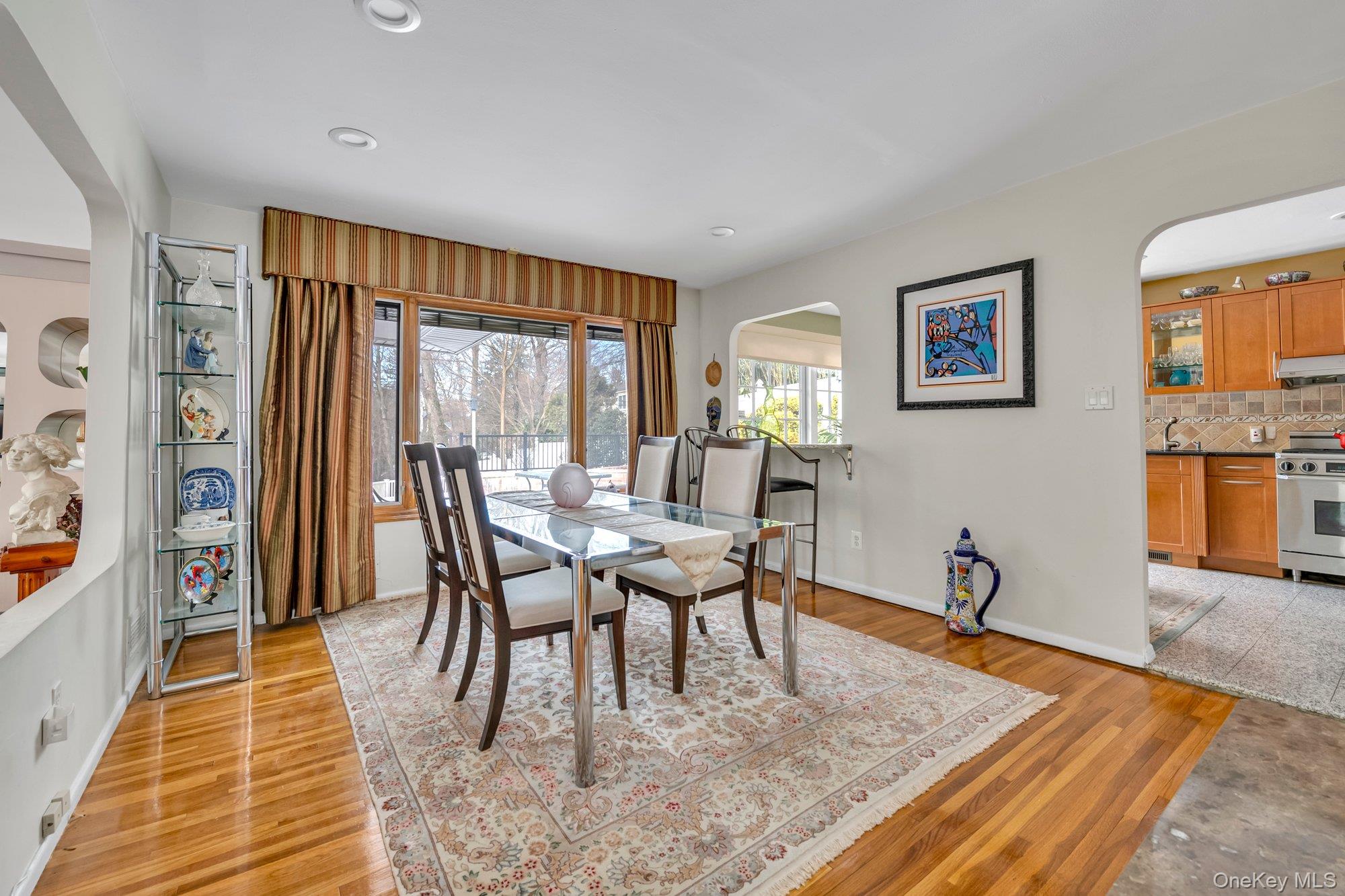 1 Crystal Drive Great Neck, NY 11021 - Photo 7 of 23