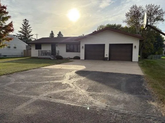 $329,000 | 1318 Loring Avenue, Detroit Lakes, MN 56501