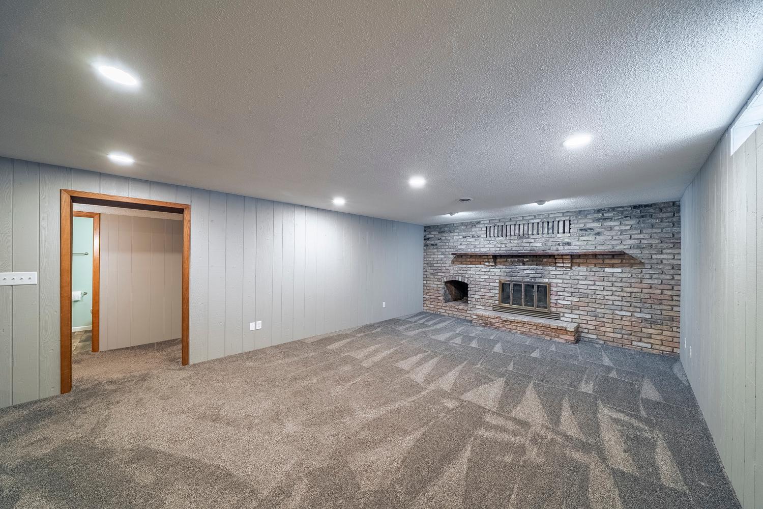 1318 Loring Avenue Detroit Lakes, MN 56501 - Photo 27 of 32