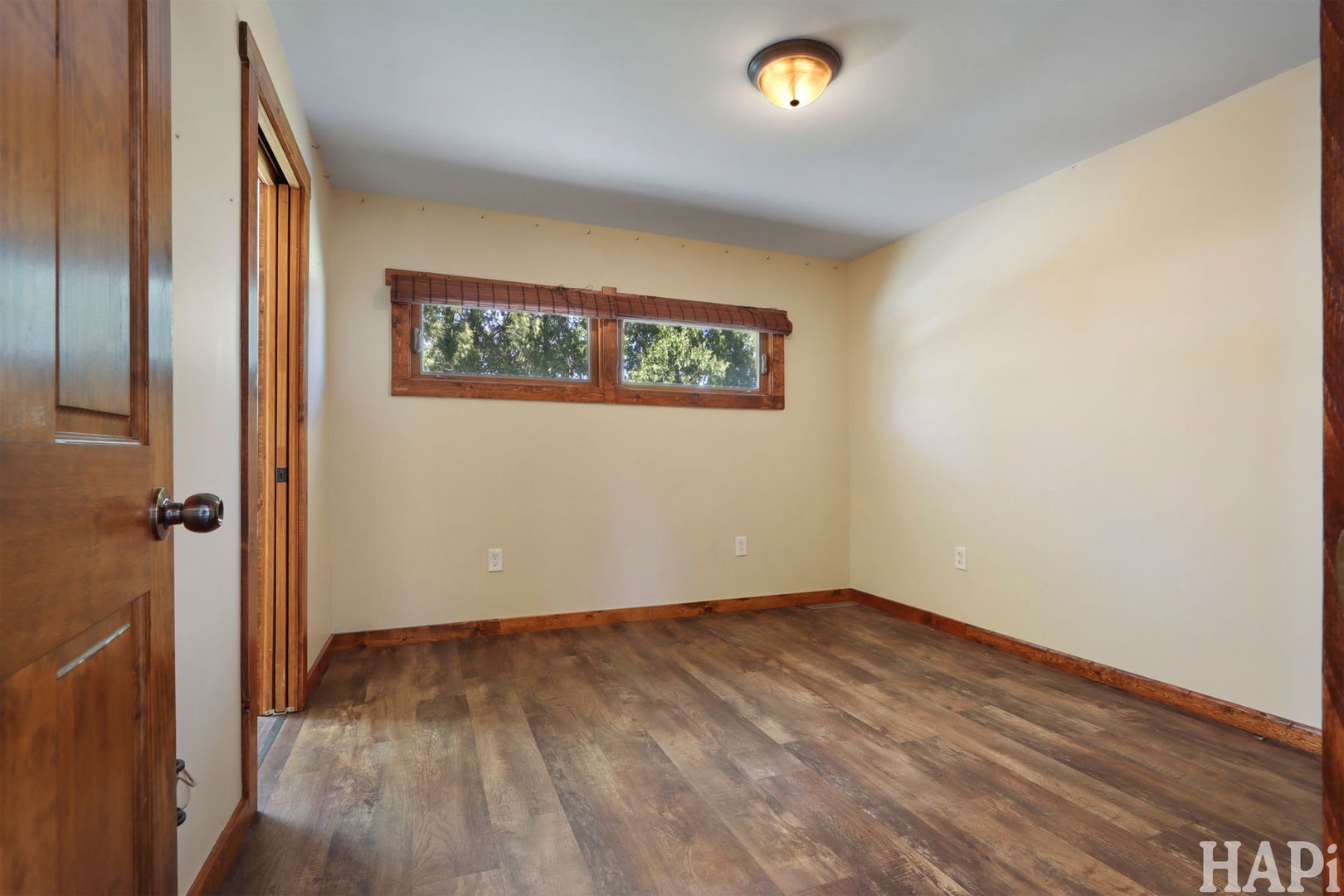 1319 Nippersink Drive Spring Grove, IL 60081 - Photo 12 of 27 a view of a room