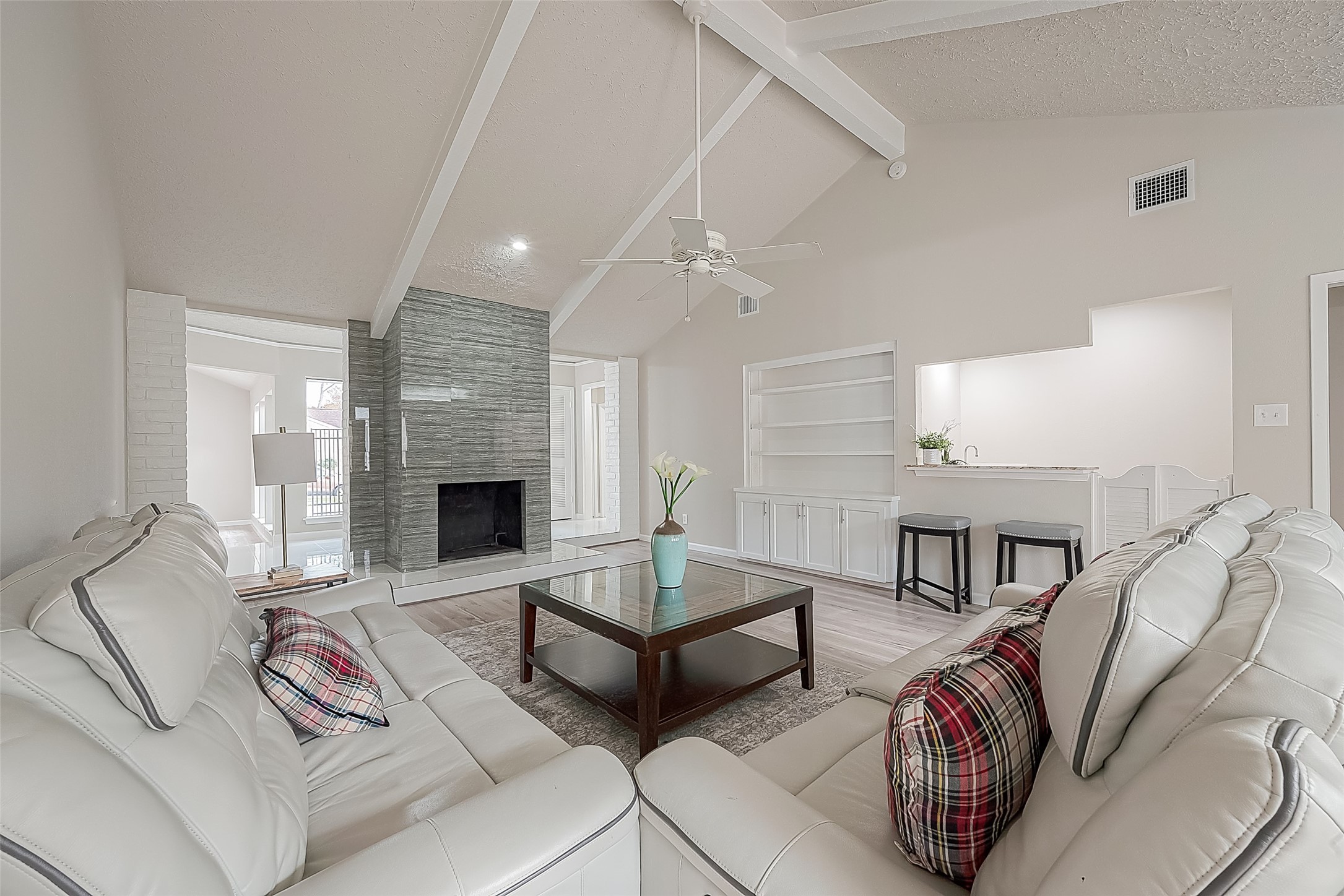 6107 Sanford Road Houston, TX 77096 - Photo 10 of 50
