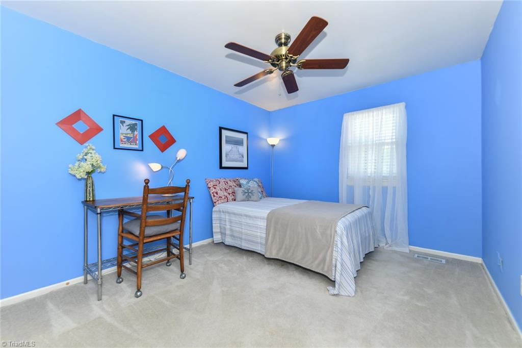 5745 Bramblegate Road, Unit E Greensboro, NC 27409 - Photo 19 of 27 Gallery Image 19