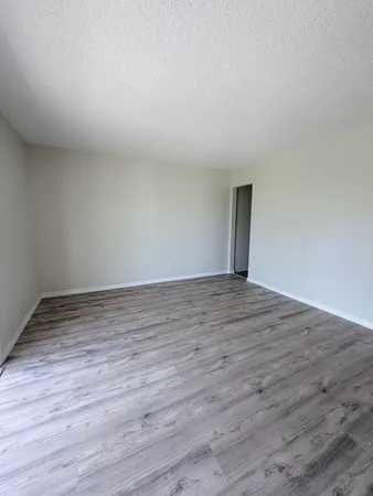 $1,600 | 2600 Southeast Ocean Boulevard, Unit Y15, Stuart, FL 34996