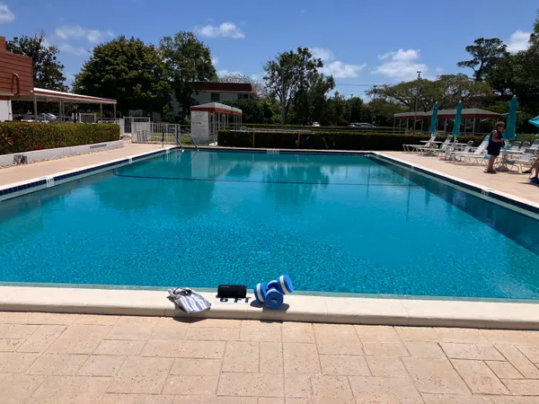 $1,600 | 2600 Southeast Ocean Boulevard, Unit Y15, Stuart, FL 34996