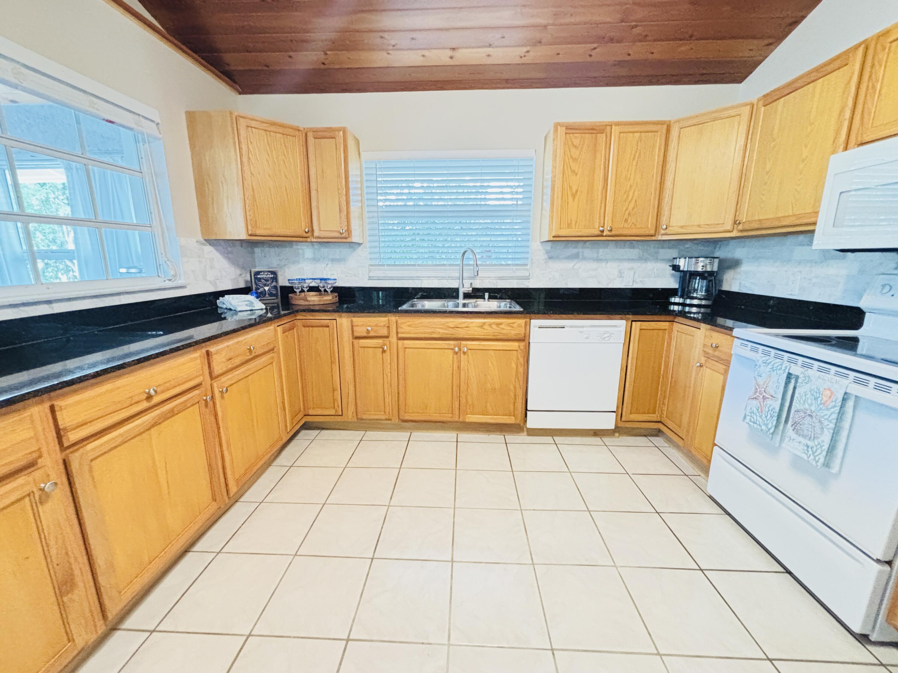 1033 Valencia Road Key Largo, FL 33037 - Photo 23 of 72 Gorgeous Granite