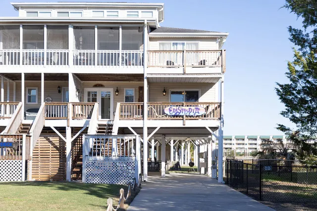 $745,000 | 3611 Yacht Club Road, Unit B, Edisto Island, SC 29438