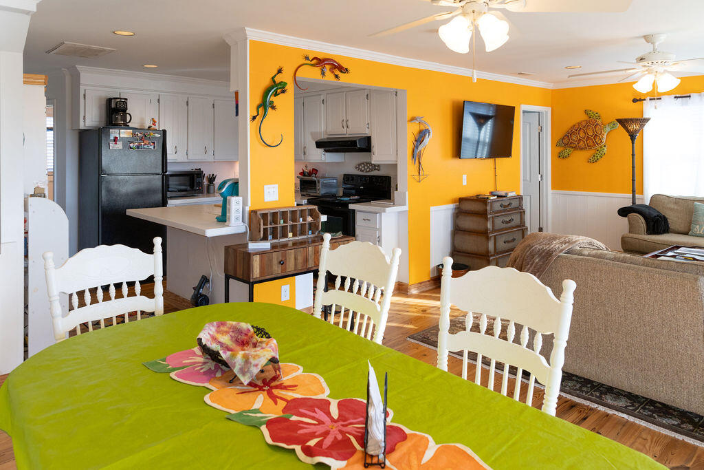 3611 Yacht Club Road, Unit B Edisto Island, SC 29438 - Photo 36 of 68 4T7A3842