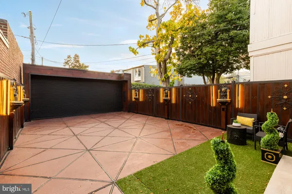 $3,149,000 | 810 Prince Street, Alexandria, VA 22314